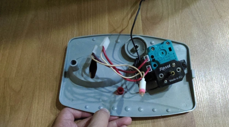 Sửa nguồn máy nước nóng