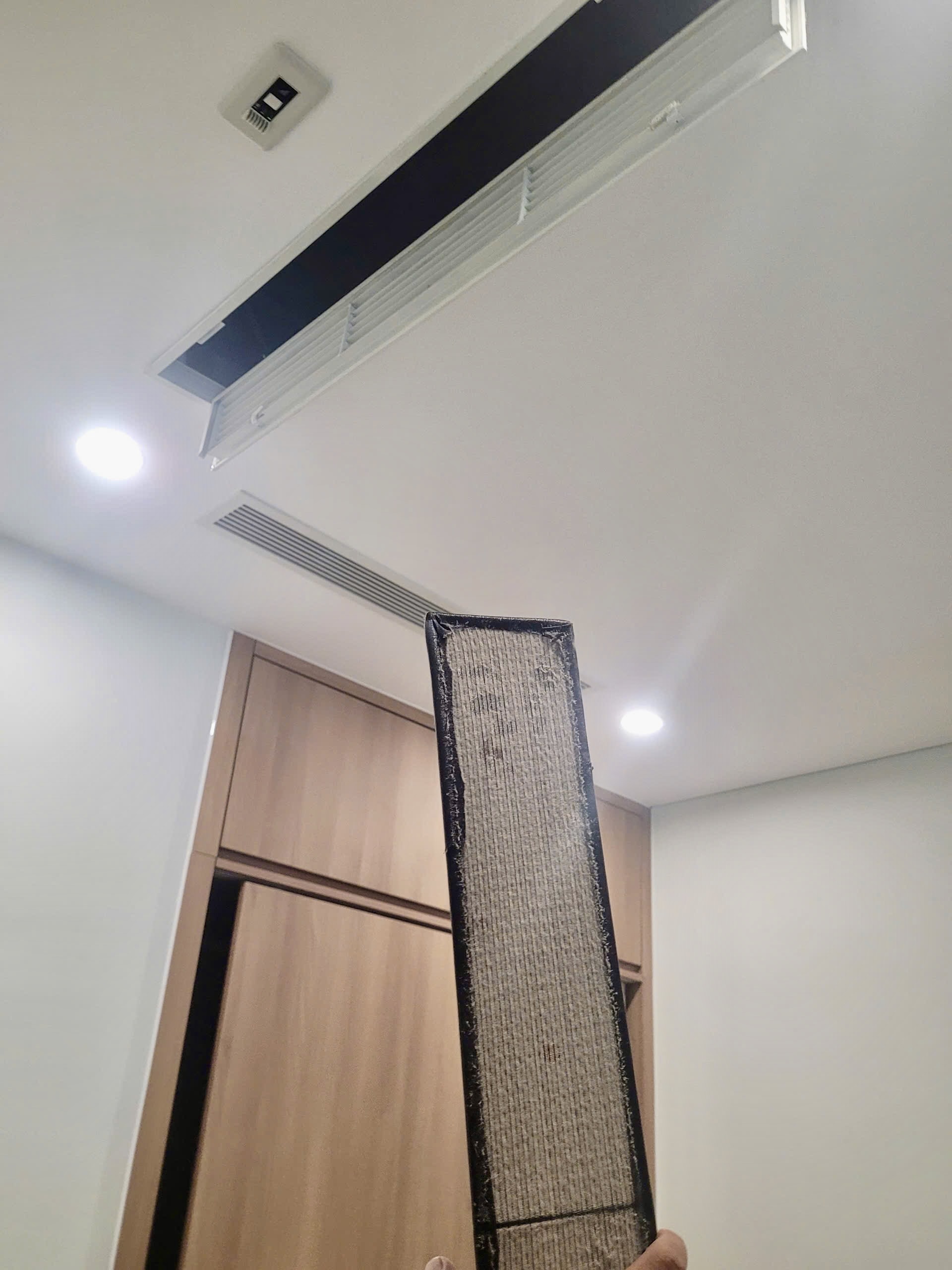 Vệ Sinh Điều Hòa Căn Hộ Studio-Scenia Bay Residence