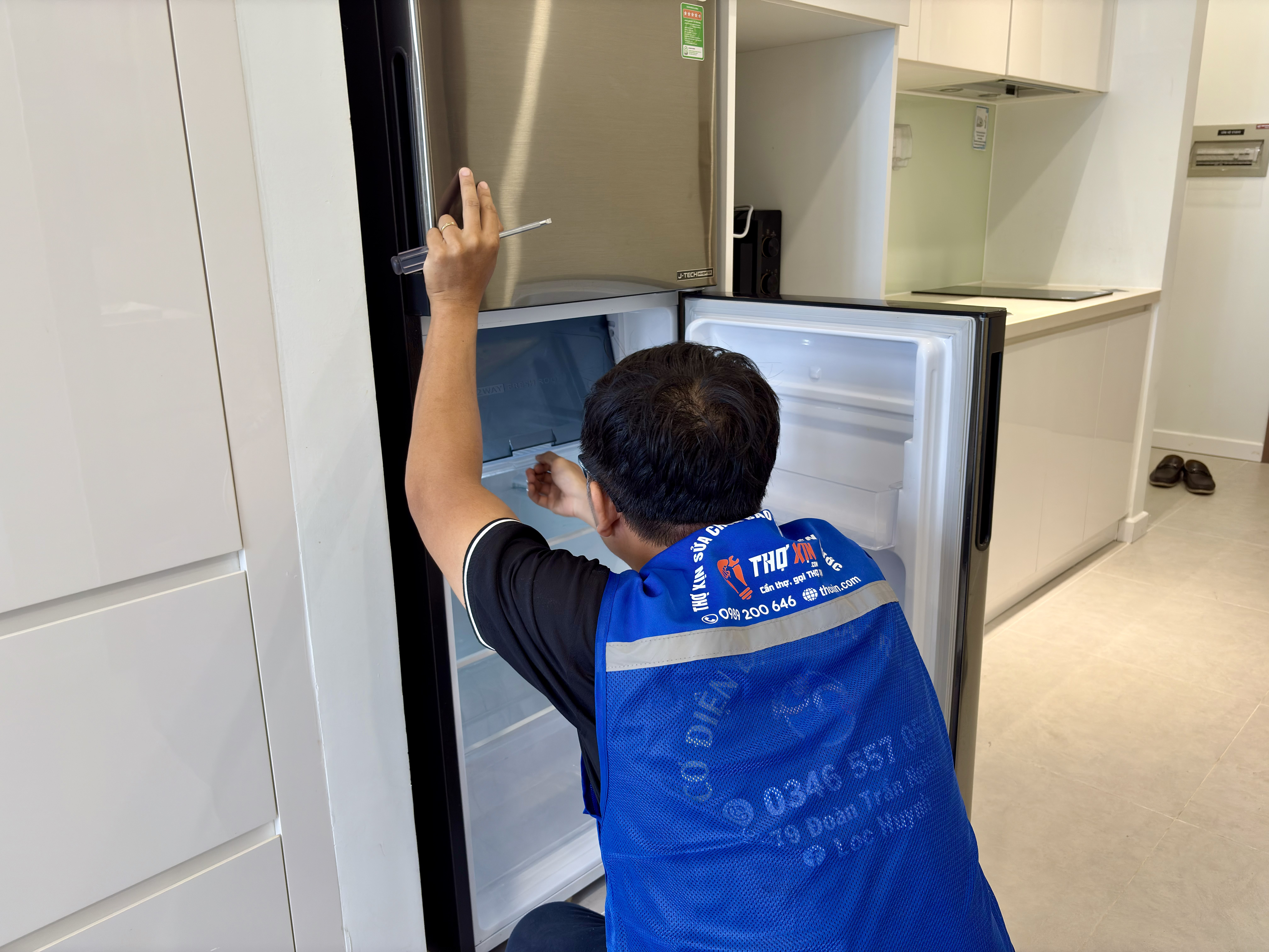 Bảo trì vệ sinh tủ lạnh loại 3-4 cánh, multi door 500-800 lít